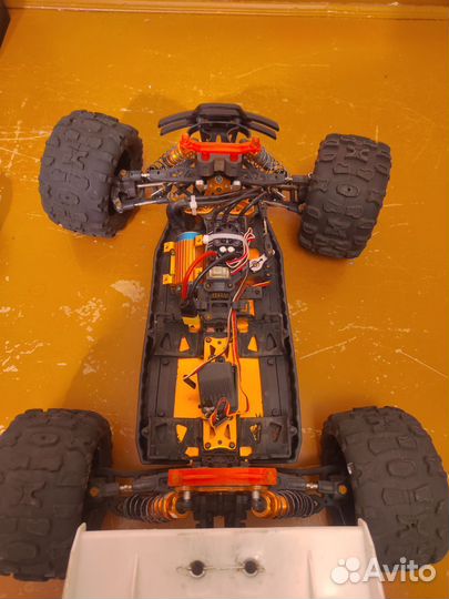 DHK Maximus радиоуправляемая машина