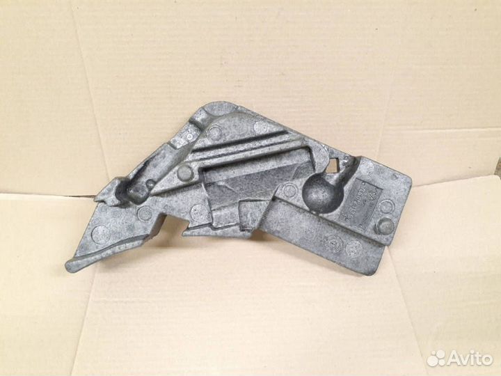 Ящик под инструменты VW Touareg 1 GP casa 7L601211