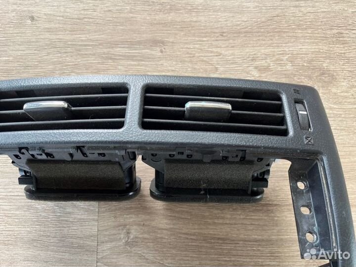 Дефлектор воздушный Toyota Land Cruiser, Lx570