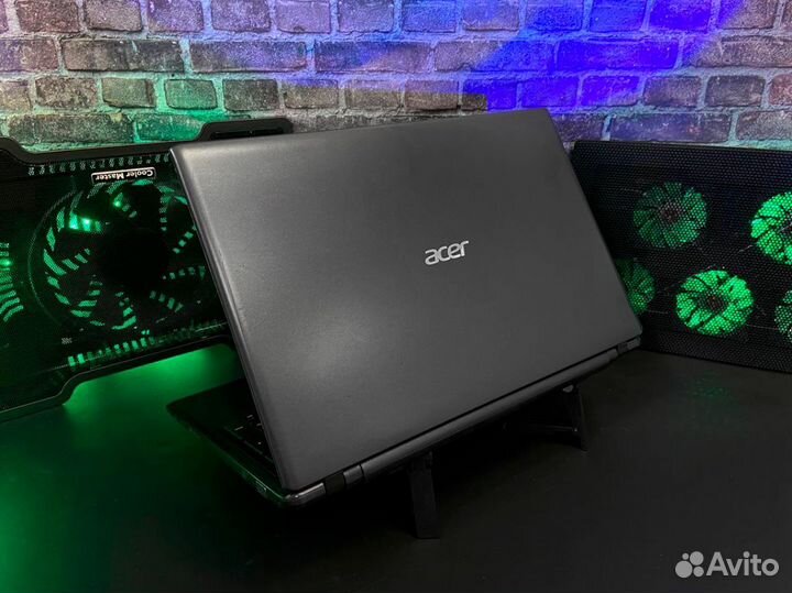 Ноутбук Acer для работы и игр 15.6