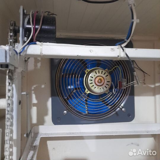 Инкубатор для яиц автоматический бу