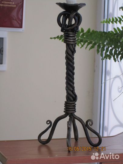 Подсвечник кованый
