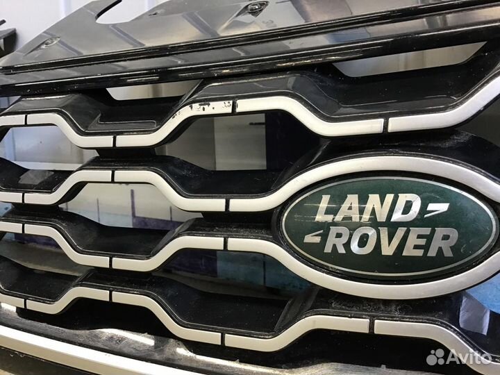 Решетка радиатора Land Rover Range Rover Evoque 20