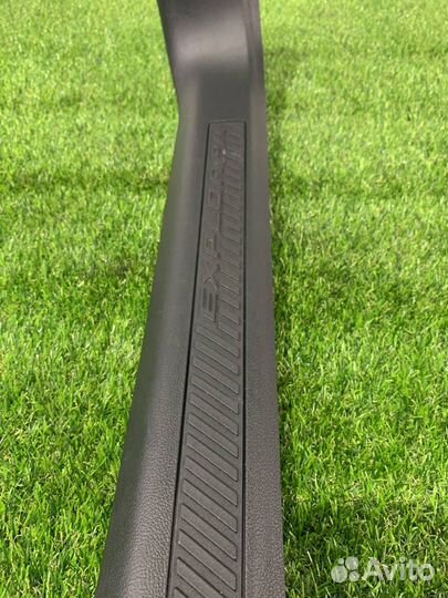 Накладка внутренняя на порог правая Ford Explorer