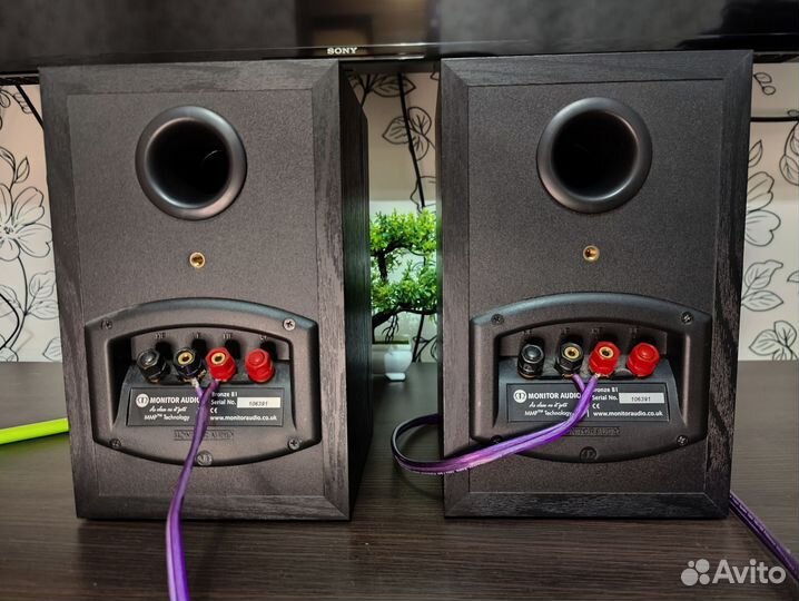 Акустические колонки Monitor Audio Bronze B1