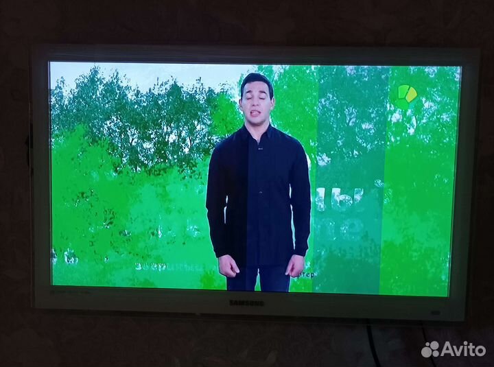 Телевизор samsung
