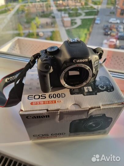 Фотоаппарат Canon EOS 600D