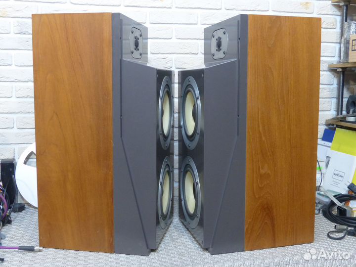 Leak 3050 arar Англия колонки 1960-х