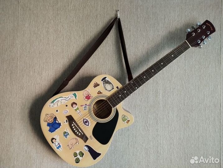 Акустическая гитара в аренду