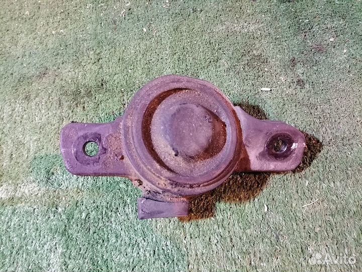 Опора двигателя (подушка двс) правая 41022-AE021 S