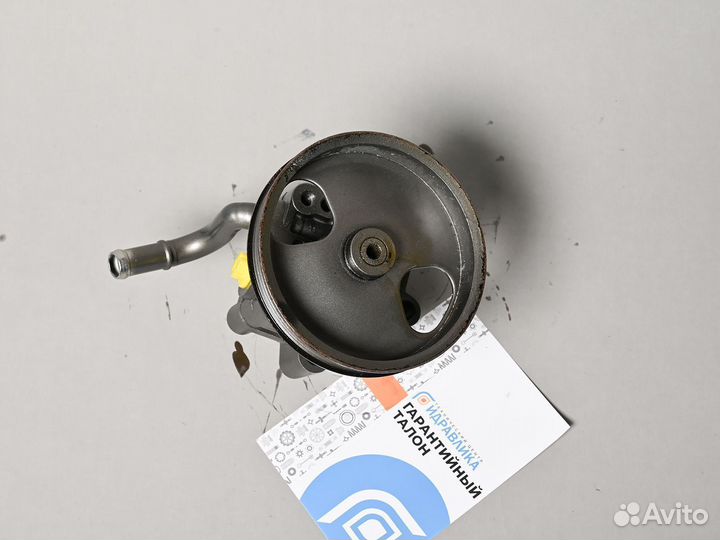 Насос гур nissan Almera N16/Primera P12 (ZF)