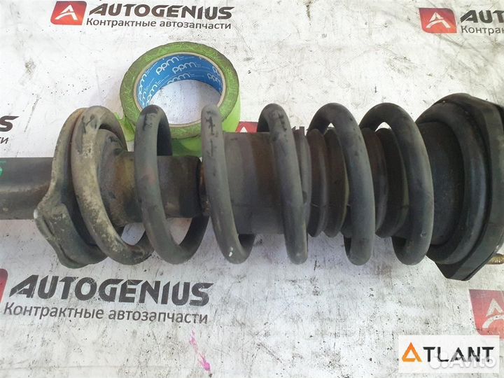 Стойка передняя левая toyota chaser