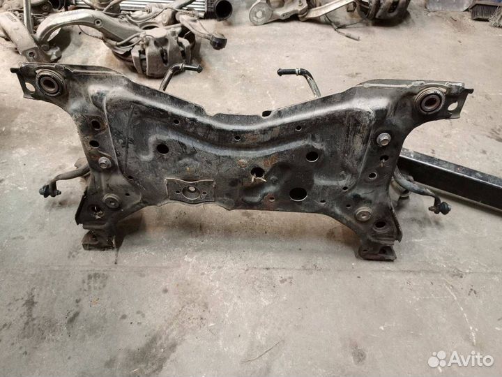 Передняя балка (подрамник) Mazda 3 BL