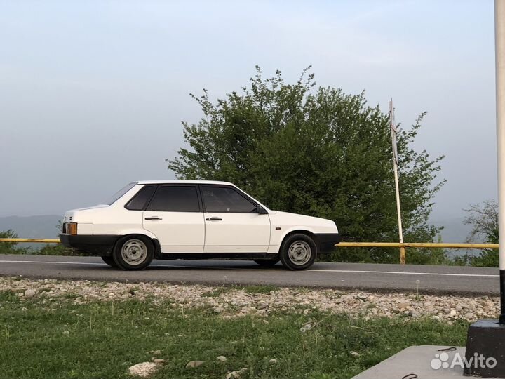 Сиденья на ваз 21099