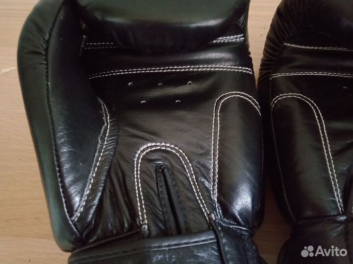 Боксерские перчатки Twins bgvl-3