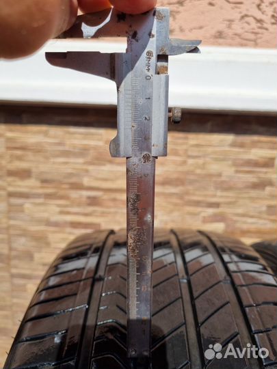 Kumho Majesty 9 Solus TA91 245/40 R19 98W