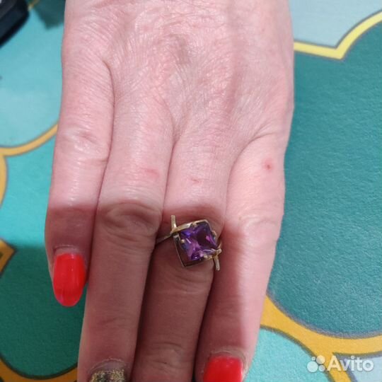 Серебряное кольцо