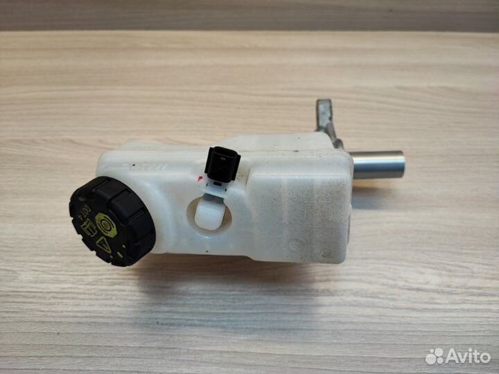 Главный тормозной цилиндр LADA X-Ray Cross