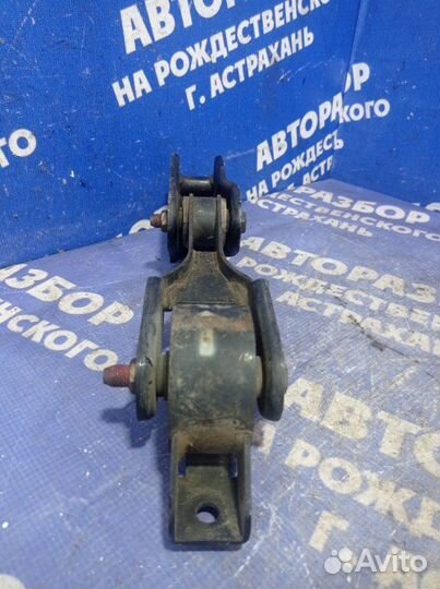 Подушка двигателя Chevrolet Spark хэтчбек B10D1