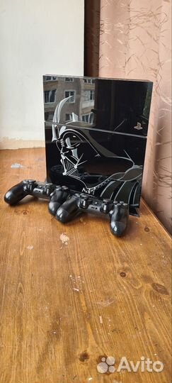 PlayStation 4 Sony 1TB Limited Edition