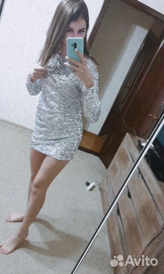 Вечернее платье