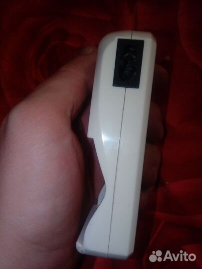 Зарядное устройство пальчиковых аккумуляторов