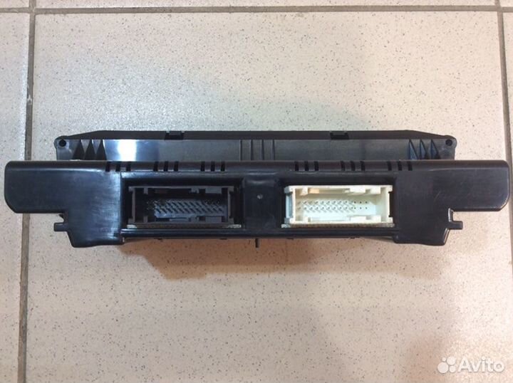 Блок управления климатической установкой Ford