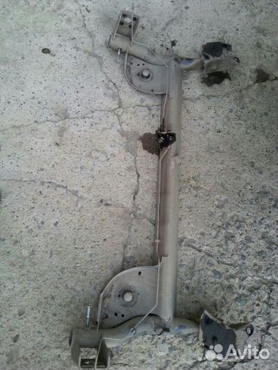 Задняя балка на Рено Логан, Сандеро