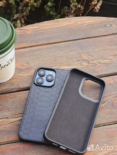 Чехол на iPhone 13 pro max кожаный питон змея