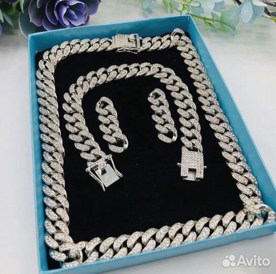 Комплект: цепь-колье, браслет и серьги