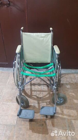 Инвалидная коляска 48 см. прогулочная складная бу
