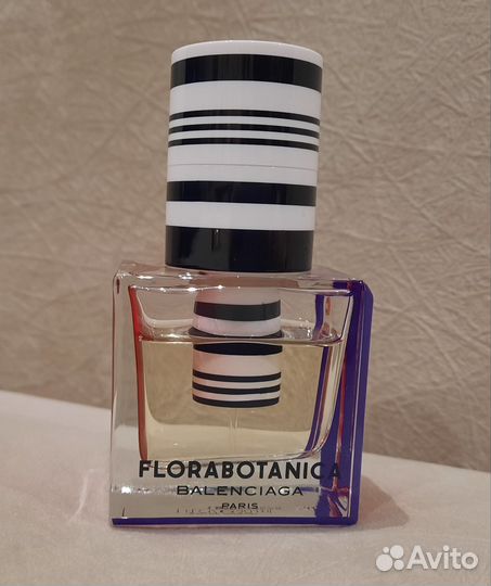 Florabotanica balenciaga