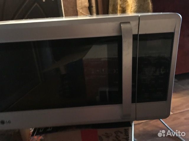 Свч печь LG MH-6647 мqмs
