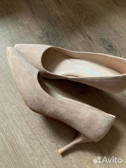 Туфли лодочки 40р-р