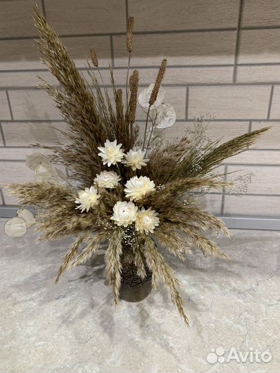 Сухоцветные композиции и букеты