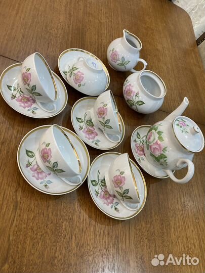 Чайник песочное. чайный сервиз Дулёво шиповник