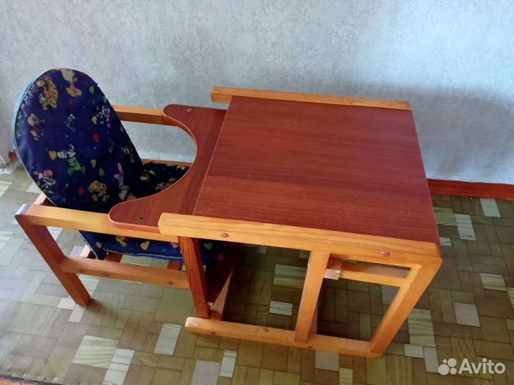 Стульчик для кормления