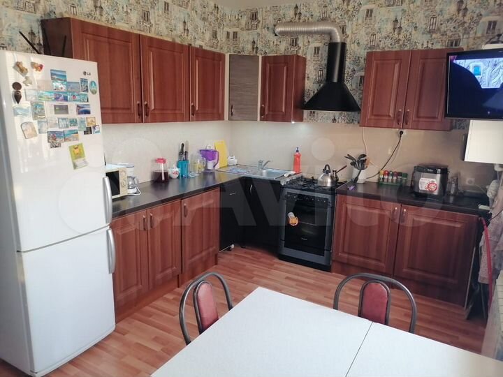 2-к. квартира, 55 м², 2/3 эт.