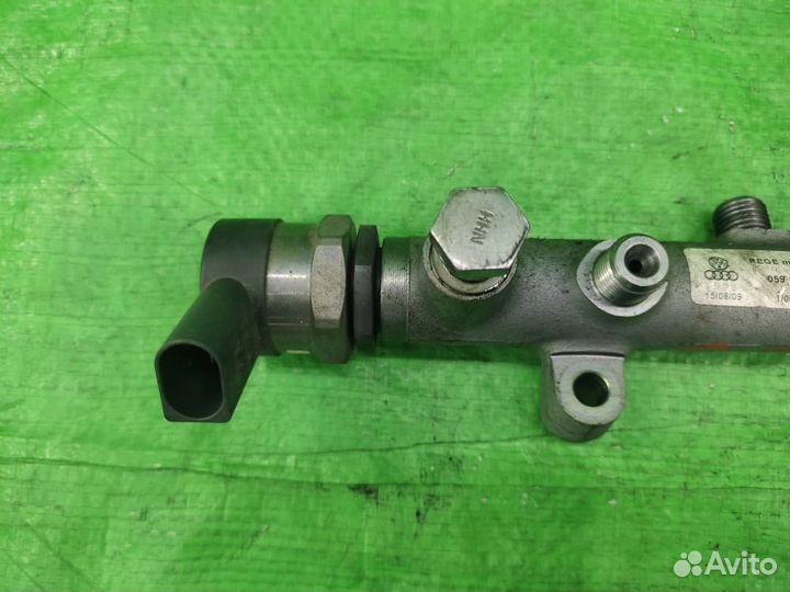 Топлив рейка прав + датчик 3.0 TDI 059130090AH VAG