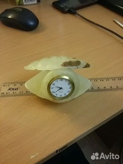 Настольные часы