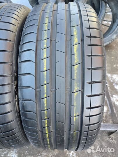 Pirelli P Zero PZ4 255/40 R20 101Y