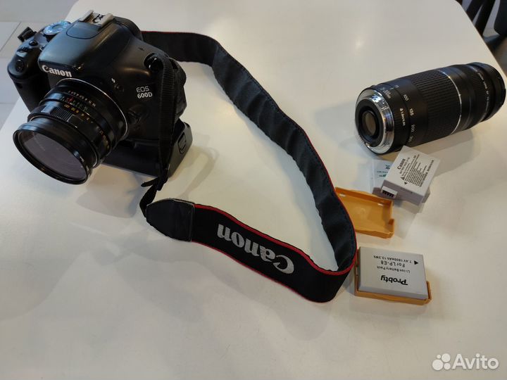 Зеркальный фотоаппарат canon 600d