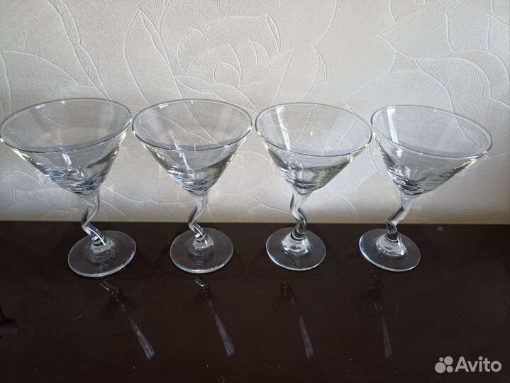 Бокалы под мартини, 200мл, 4шт, изогнутая ножка