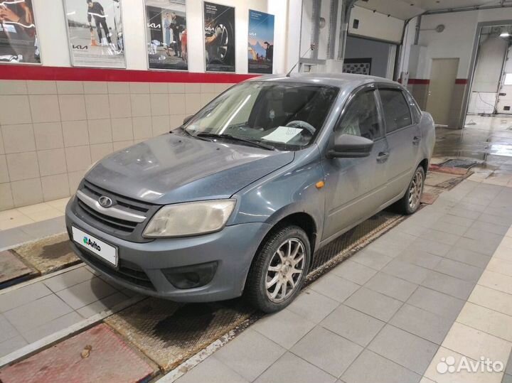 LADA Granta 1.6 МТ, 2015, 136 000 км