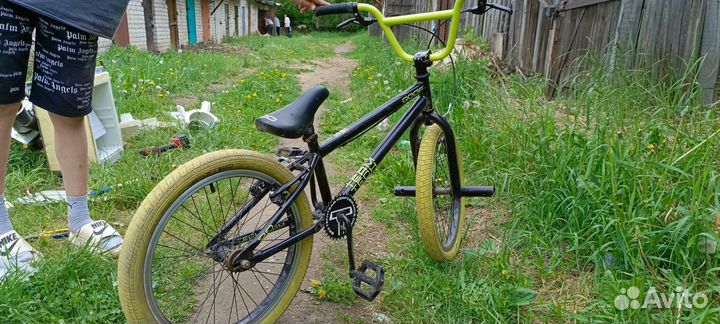 Трюковой велосипед bmx