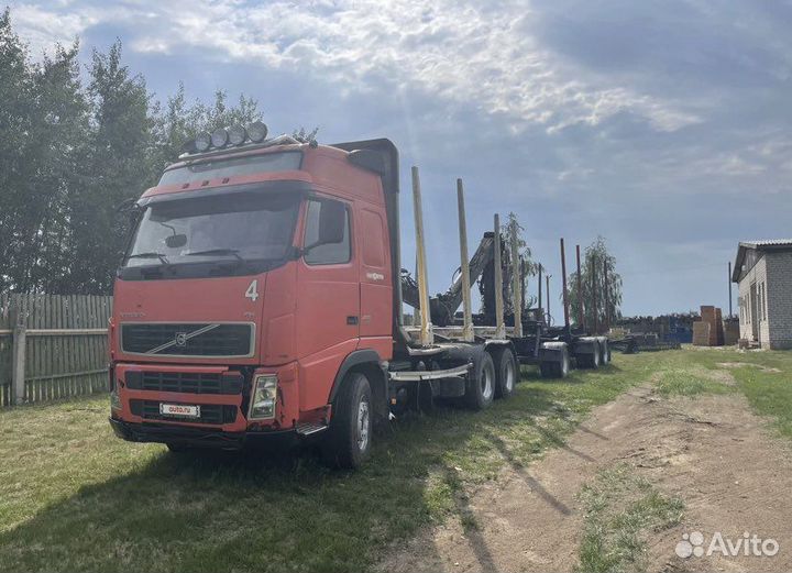 Услуги лесовоза с манипулятором