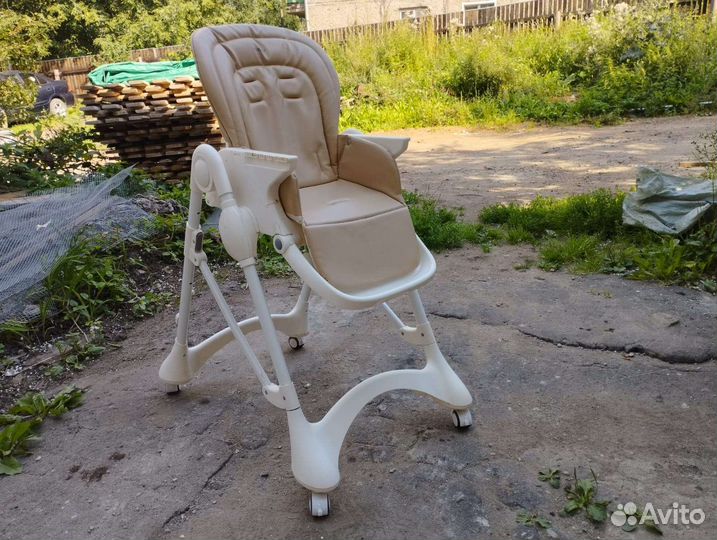Стульчик для кормления ребенка