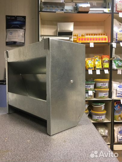 Кормушка для кроликов