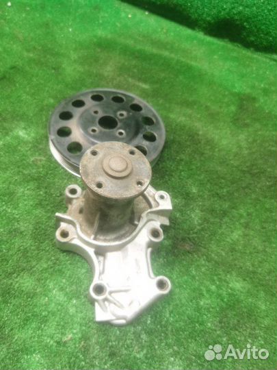 Помпа Mitsubishi Lancer 9 1.6 2005