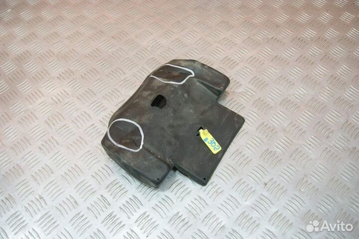 Пластик внутренний Yamaha XJR400R